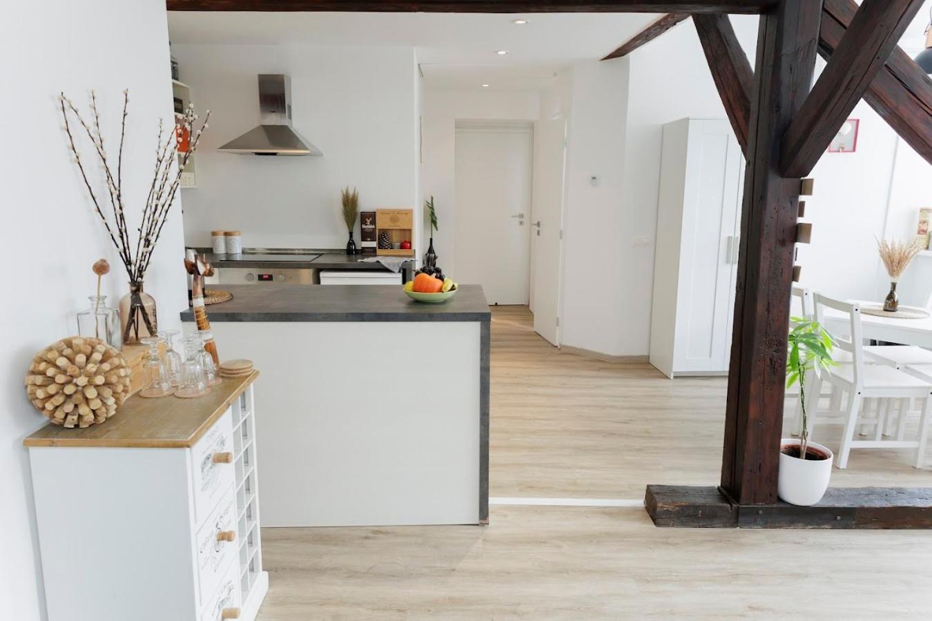 Vip Apartment In Old Town With Free Parking Bratislava Exterior photo